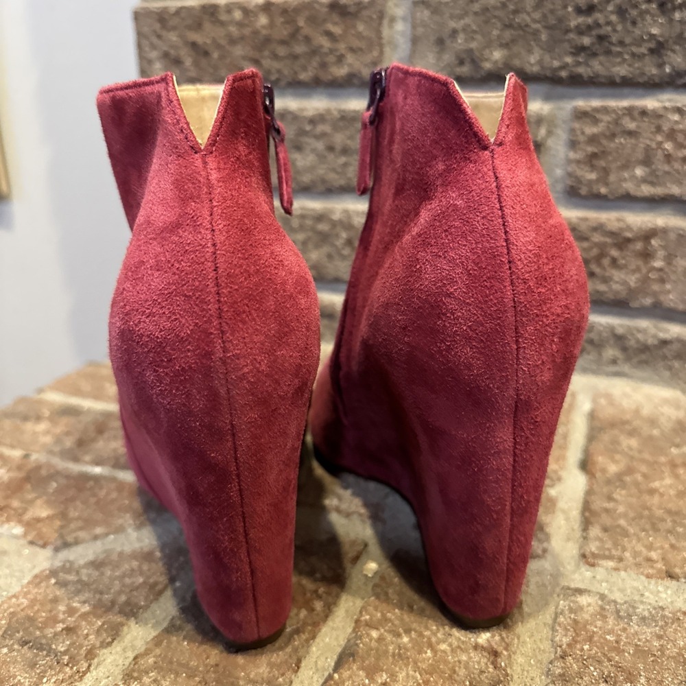 Cole‎ Haan Red Winery Suede Wedge Booties Size 9B F13 D40511 - Picture 4 of 16